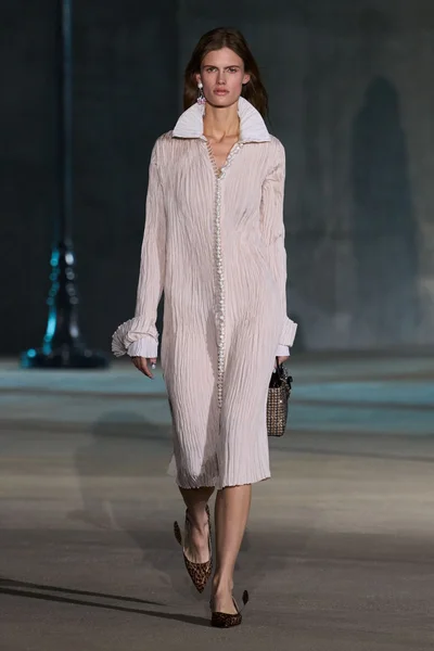 Look 39
